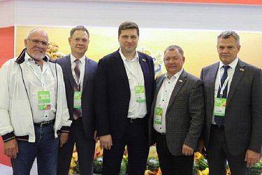 «Золотая осень – 2025»: депутаты на главной агровыставке страны